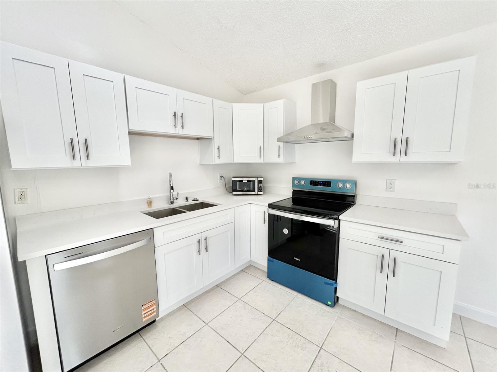 WOOD GLEN PH 02 STRAW RIDGE PD - Residential Lease