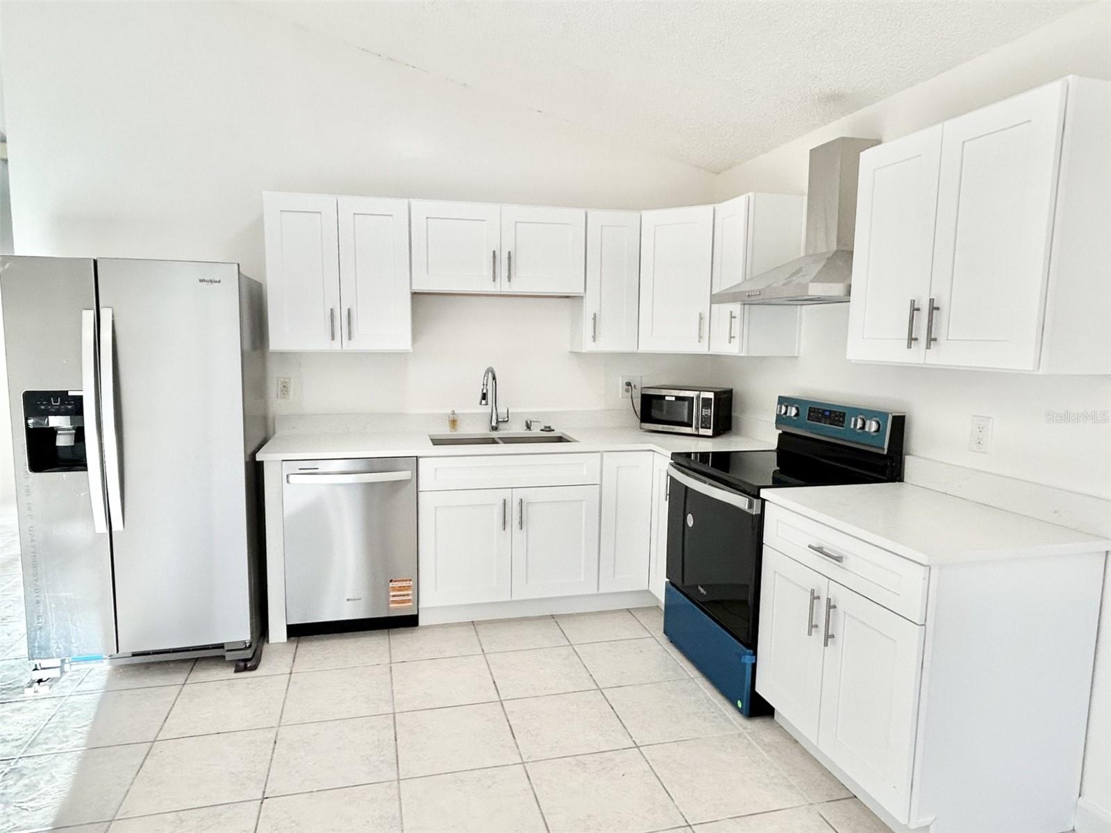 WOOD GLEN PH 02 STRAW RIDGE PD - Residential Lease