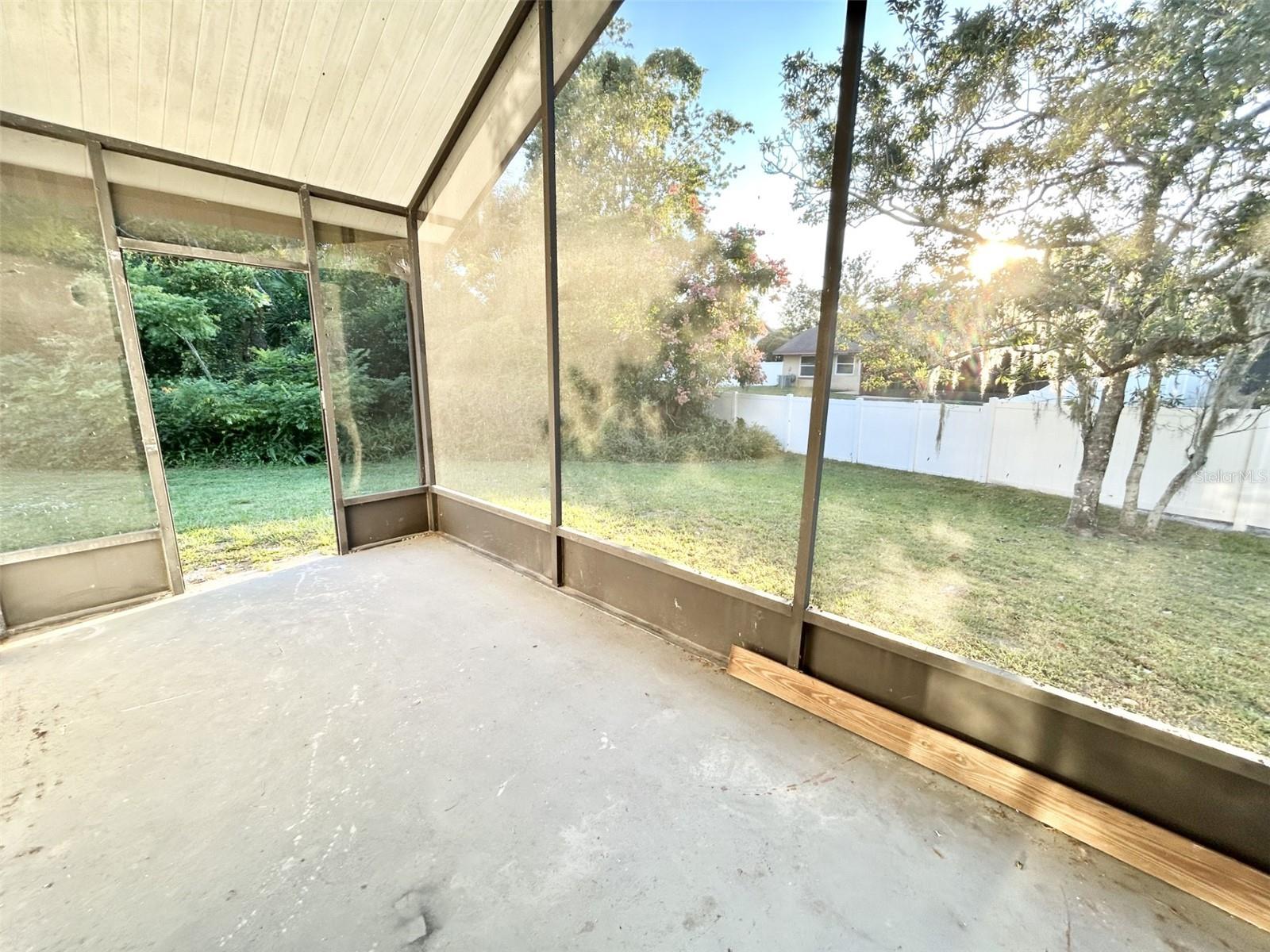 WOOD GLEN PH 02 STRAW RIDGE PD - Residential Lease