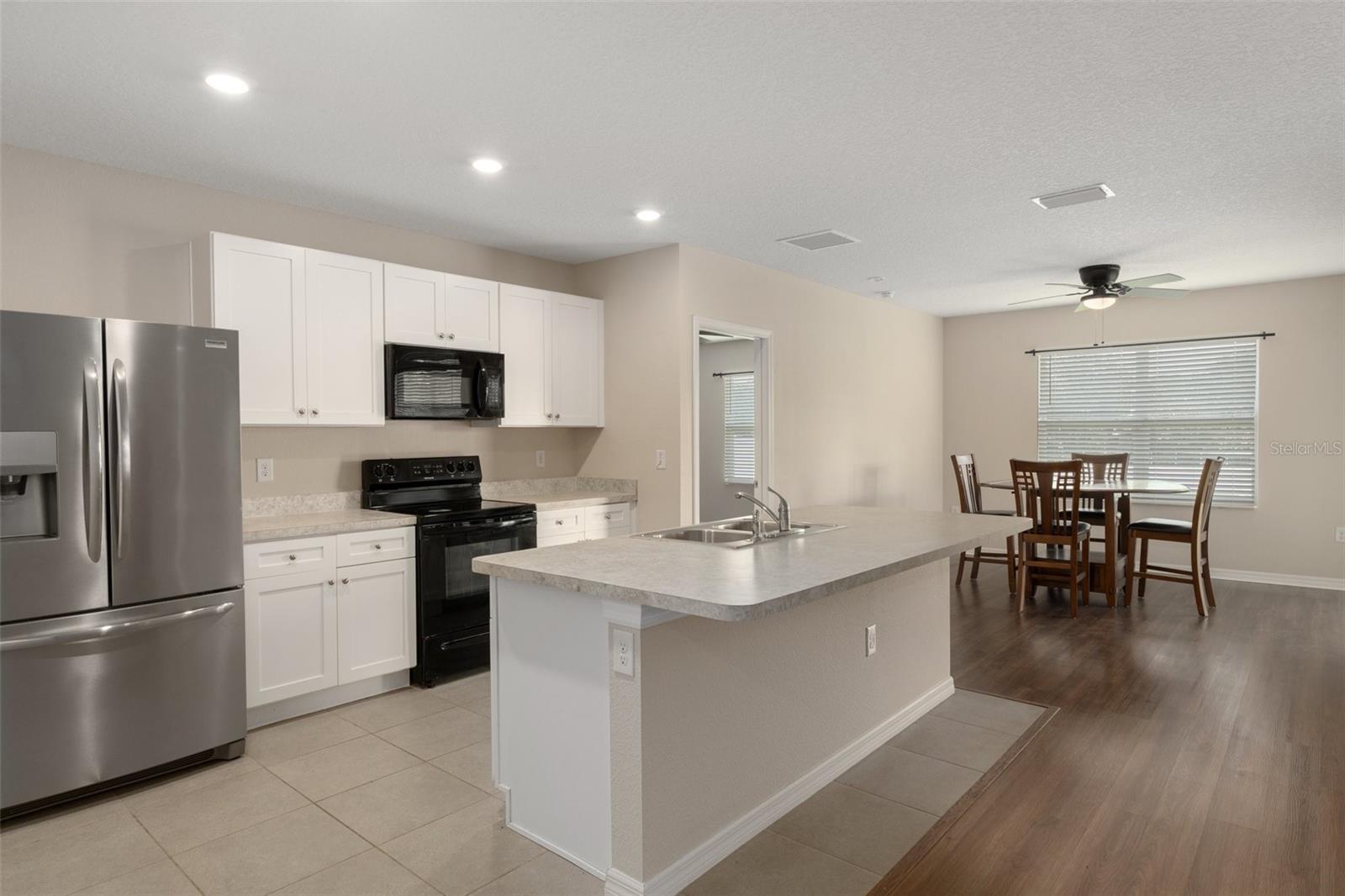 HIGH RDG VILLAGE - Residential