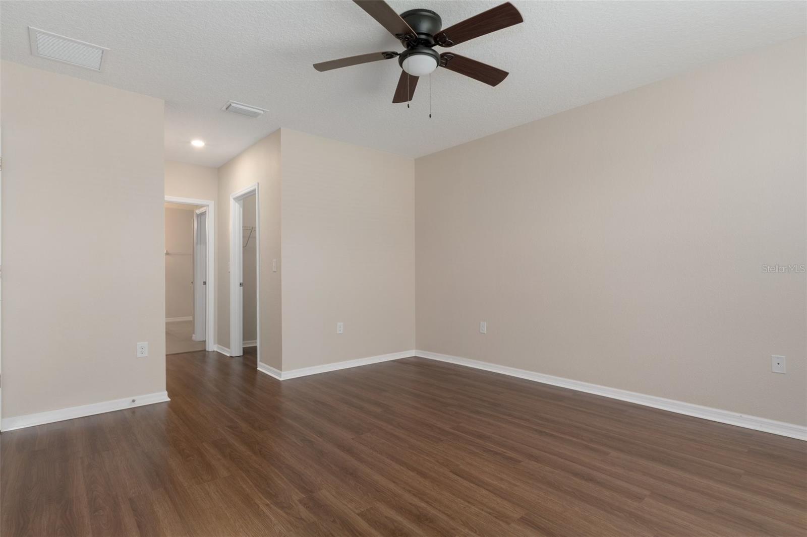 HIGH RDG VILLAGE - Residential