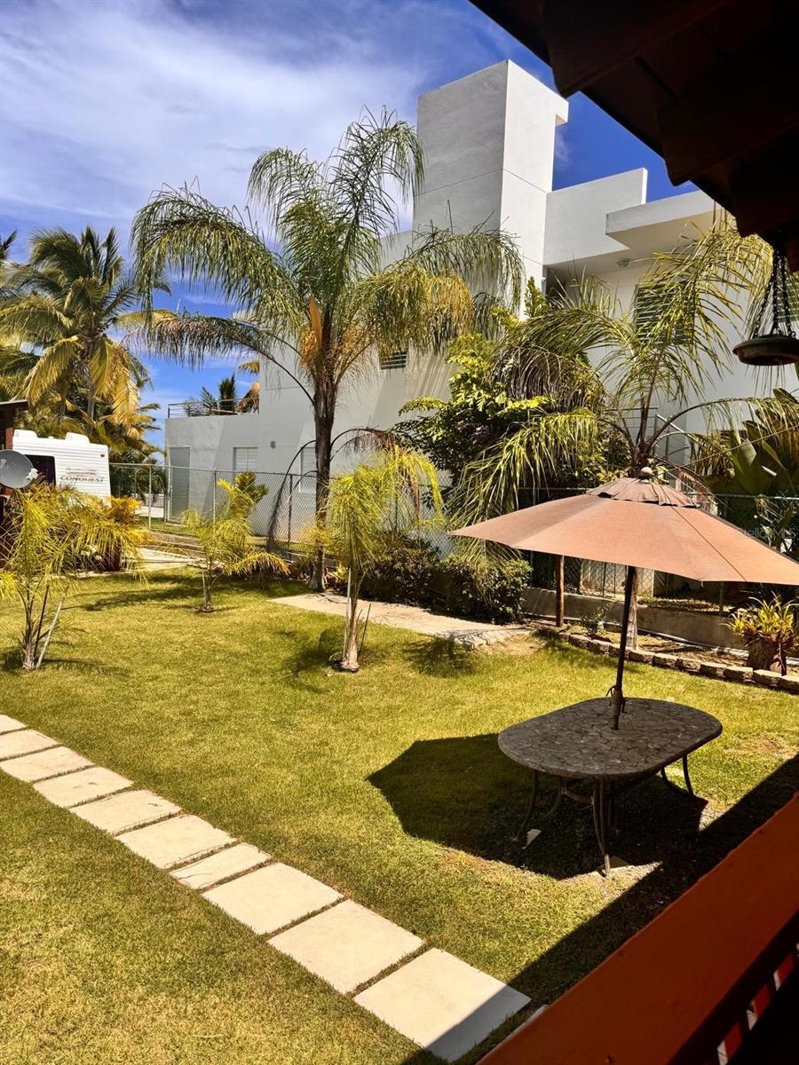 LAS PICUAS BEACH - Residential