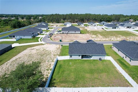 A home in WINTER HAVEN