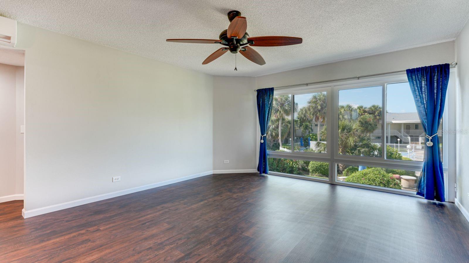 KINGSTON ARMS - Residential