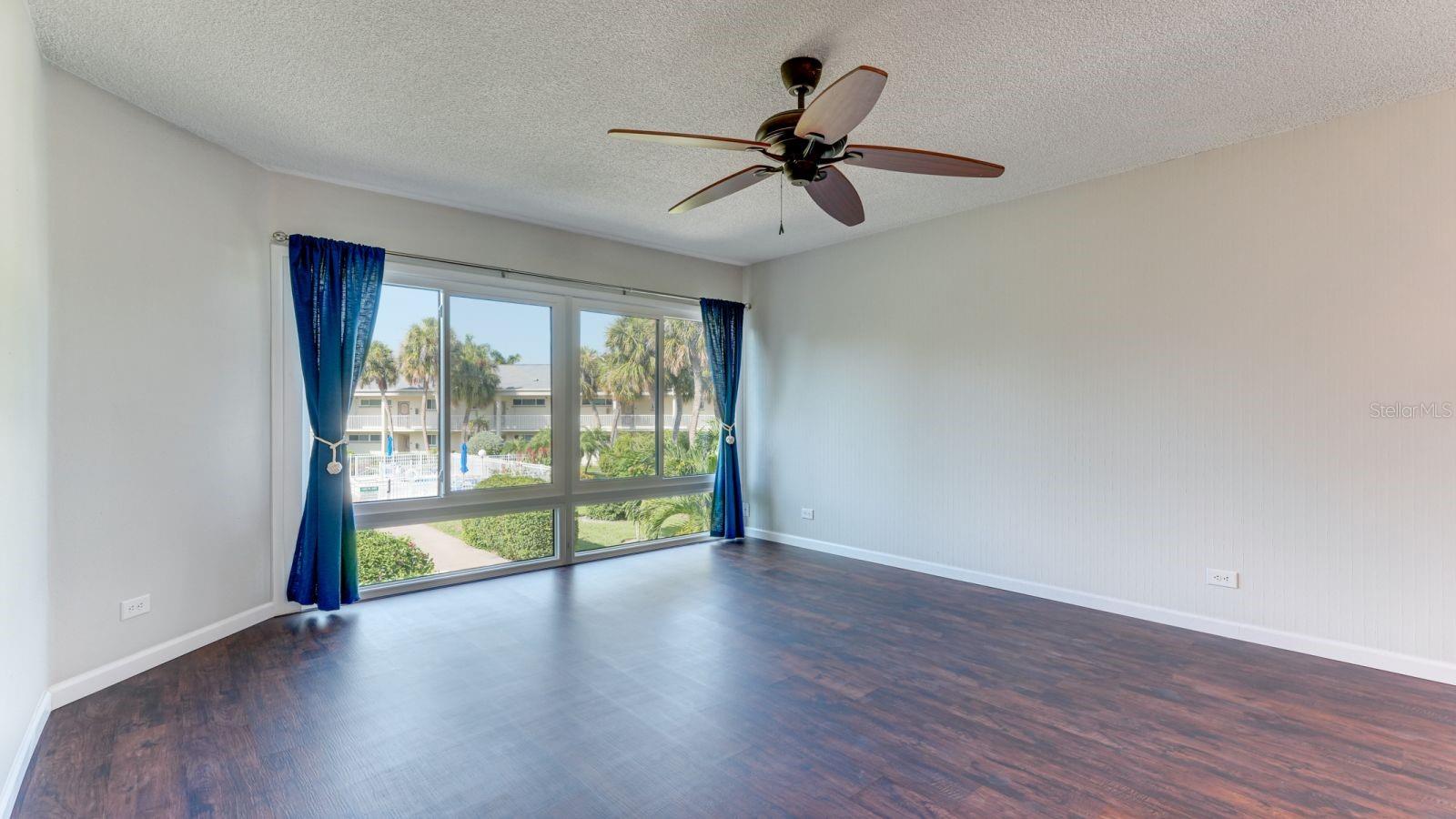 KINGSTON ARMS - Residential