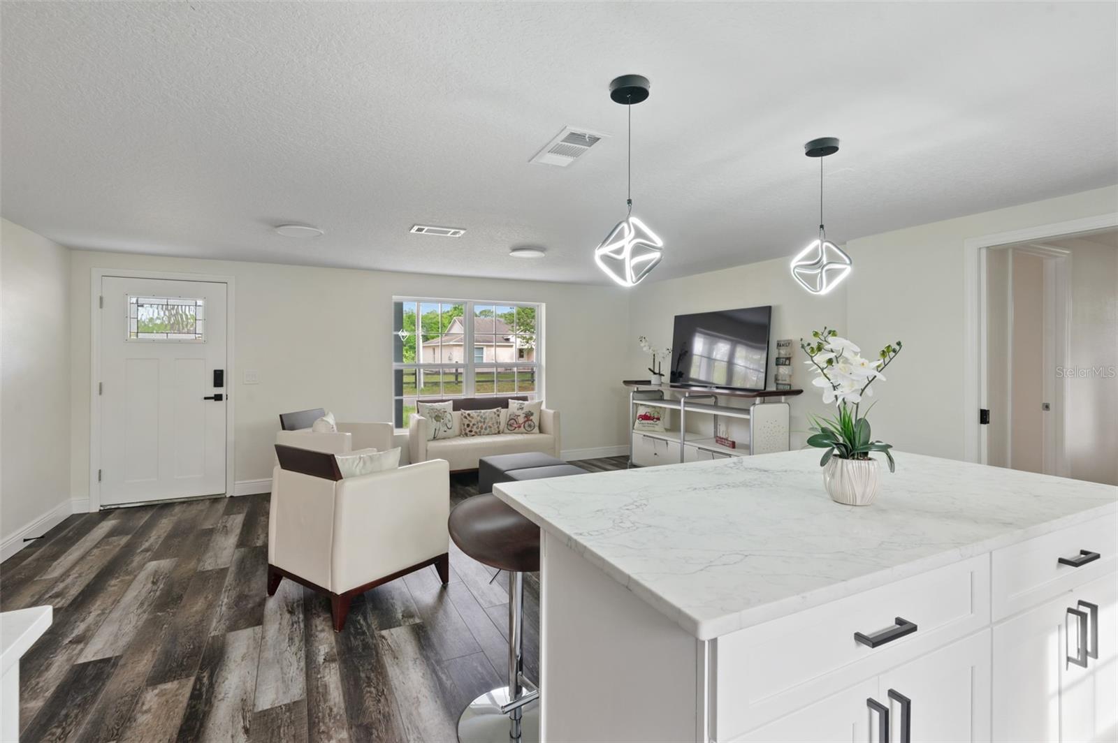 PASCO LAKE ESTATES - Residential