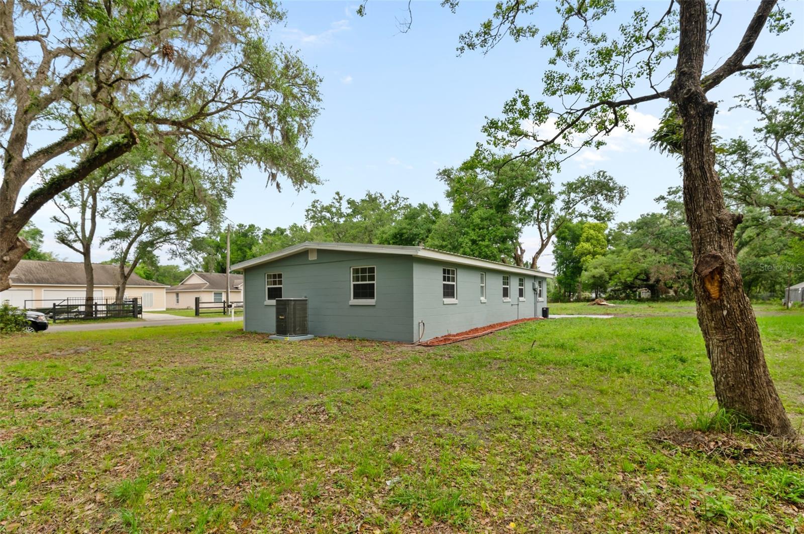 PASCO LAKE ESTATES - Residential