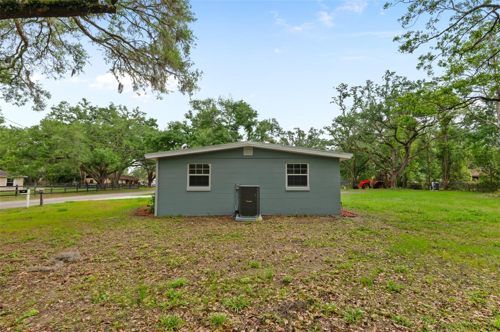 PASCO LAKE ESTATES - Residential