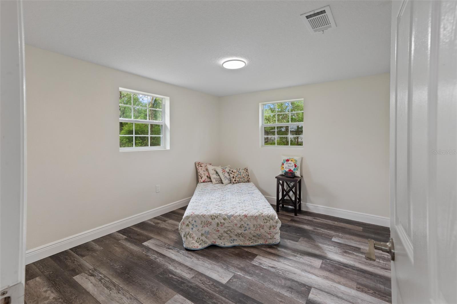 PASCO LAKE ESTATES - Residential