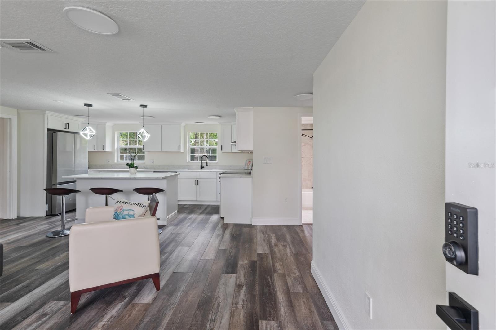 PASCO LAKE ESTATES - Residential