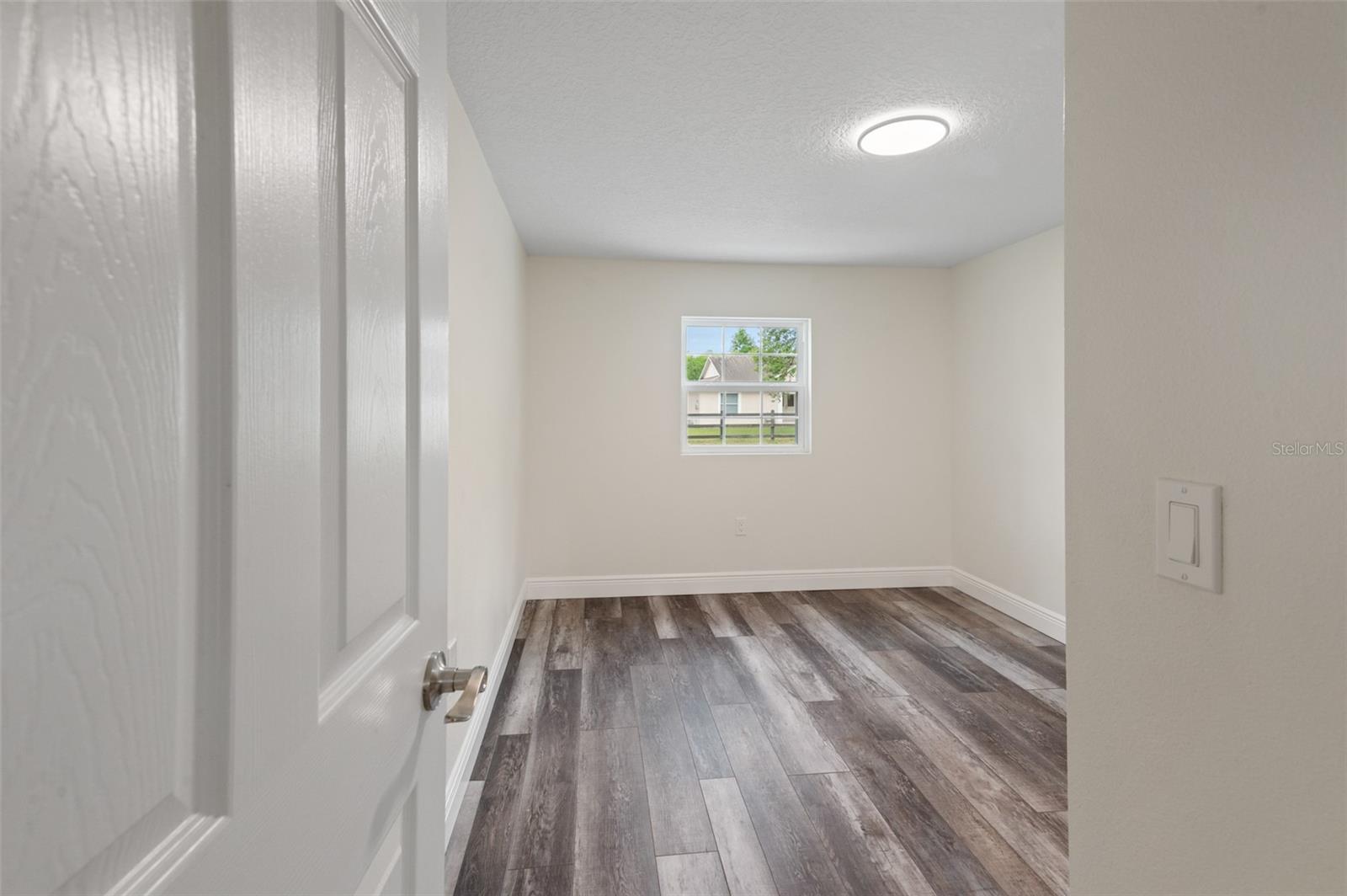 PASCO LAKE ESTATES - Residential