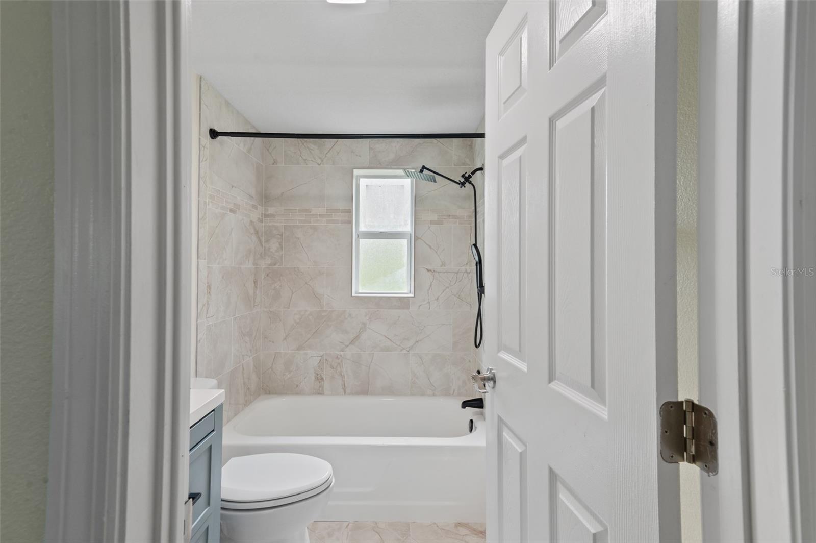 PASCO LAKE ESTATES - Residential