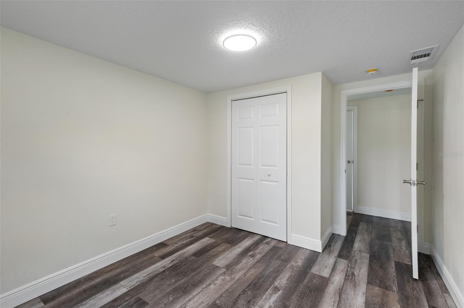 PASCO LAKE ESTATES - Residential