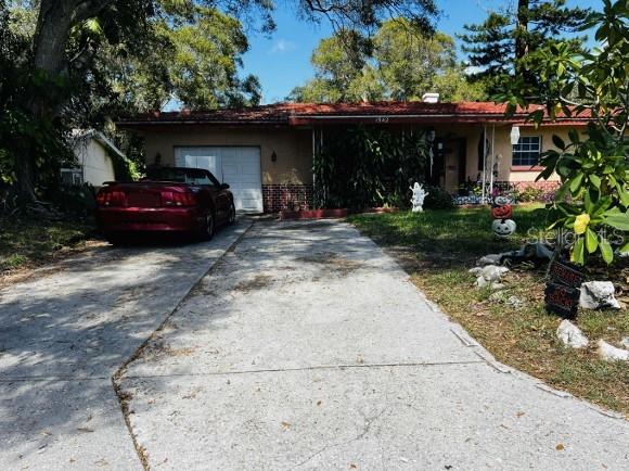 1942 ALTON DRIVE