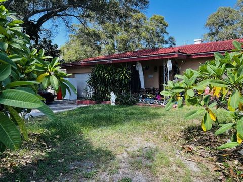 1942 ALTON DRIVE CLEARWATER FL 33763