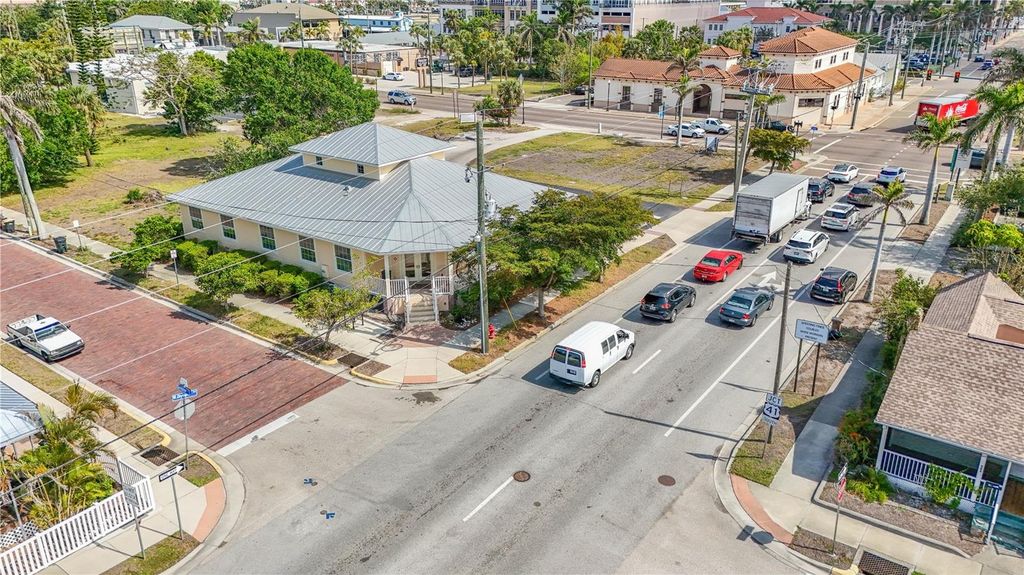 Photo of 334 W Olympia Avenue, Punta Gorda, FL 33950 (MLS # C7516688)