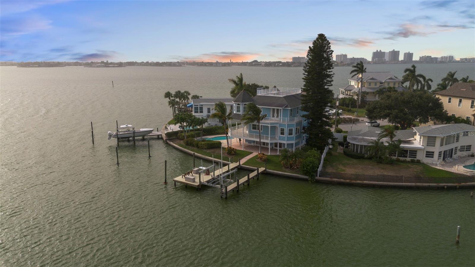 EAGLES NEST POINT - Residential