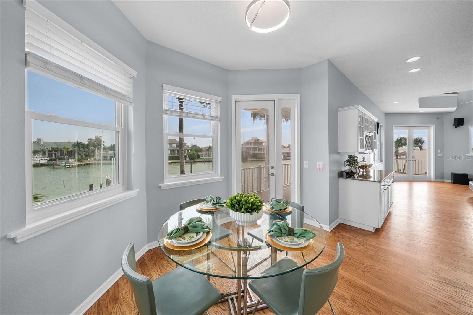 EAGLES NEST POINT - Residential