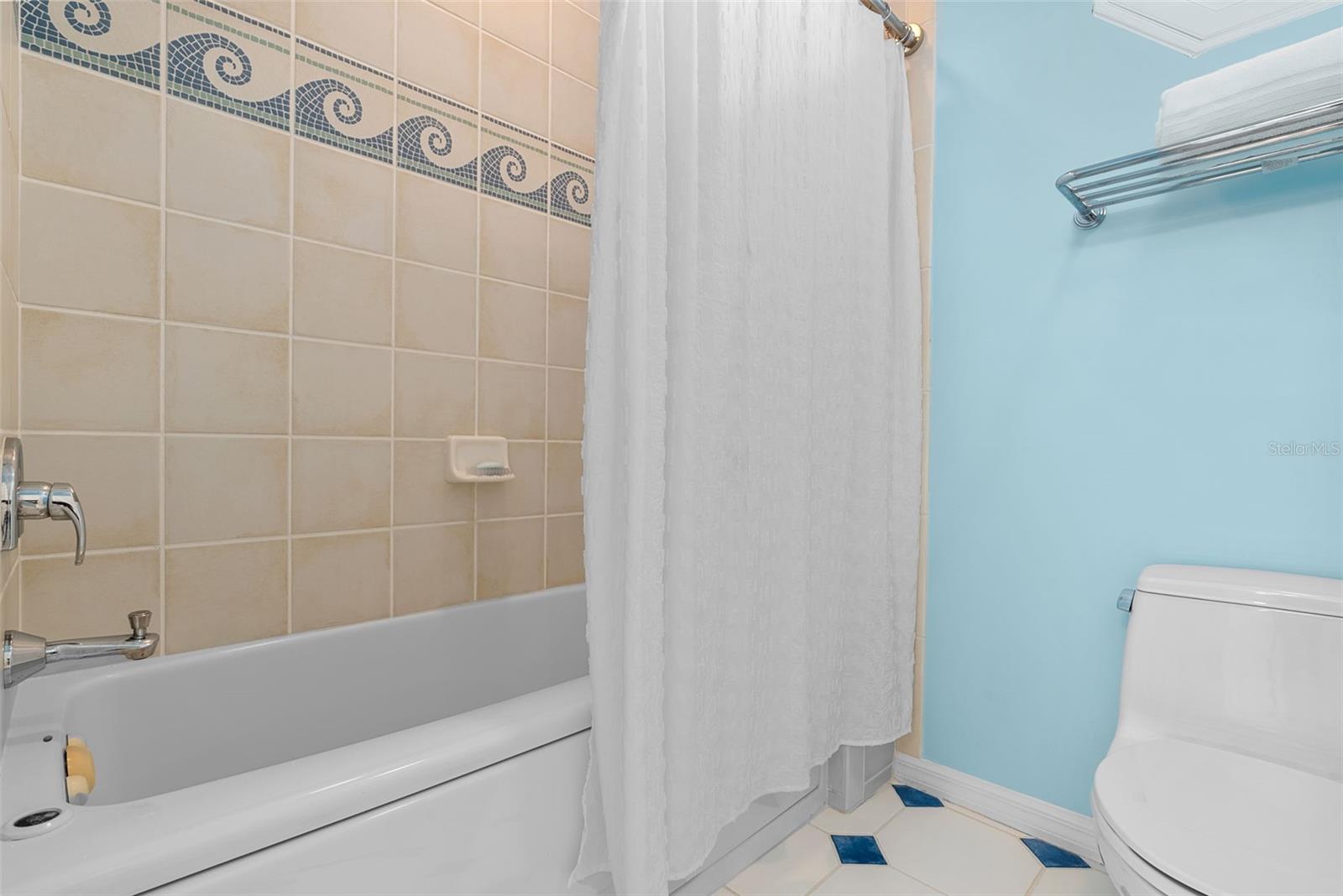 EAGLES NEST POINT - Residential