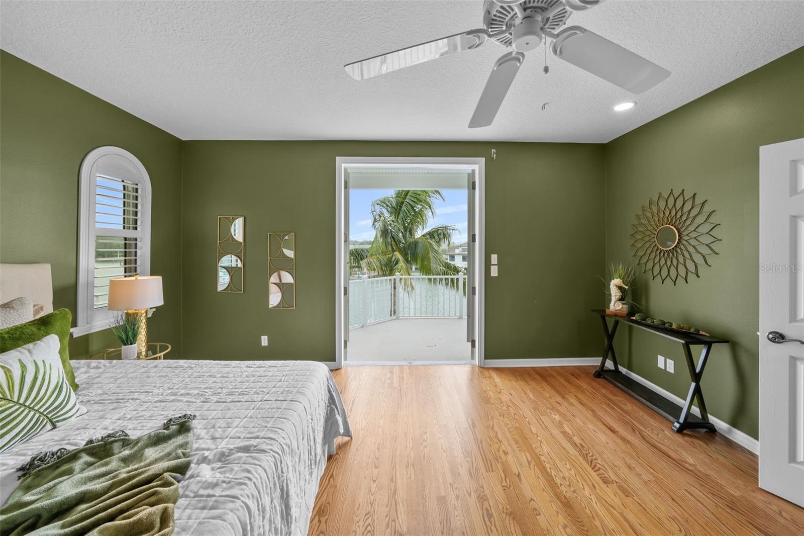 EAGLES NEST POINT - Residential