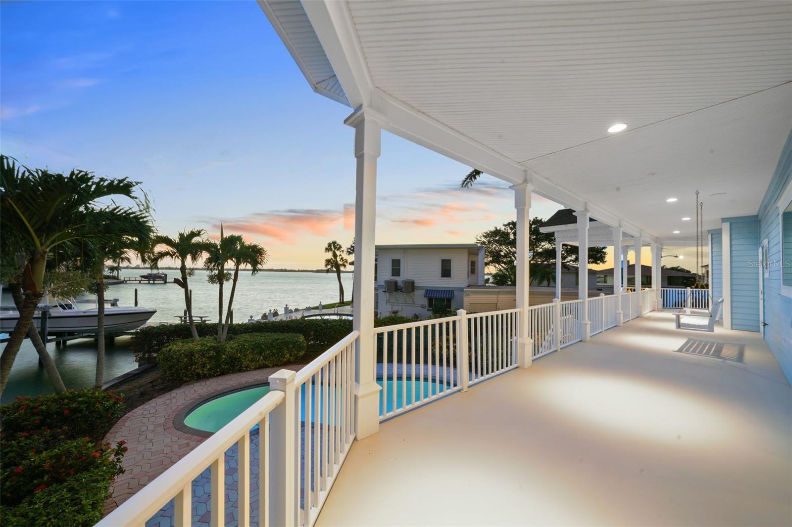 EAGLES NEST POINT - Residential