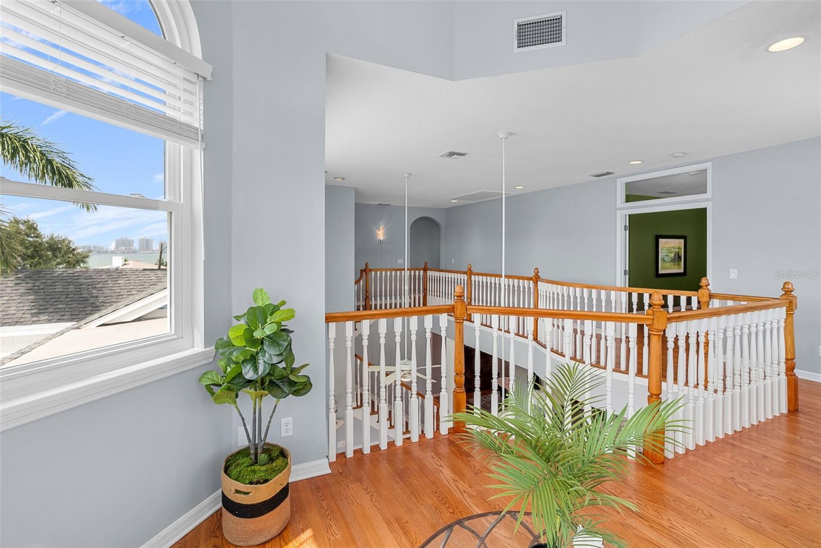 EAGLES NEST POINT - Residential