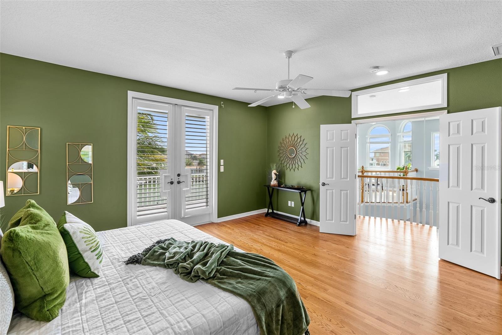 EAGLES NEST POINT - Residential