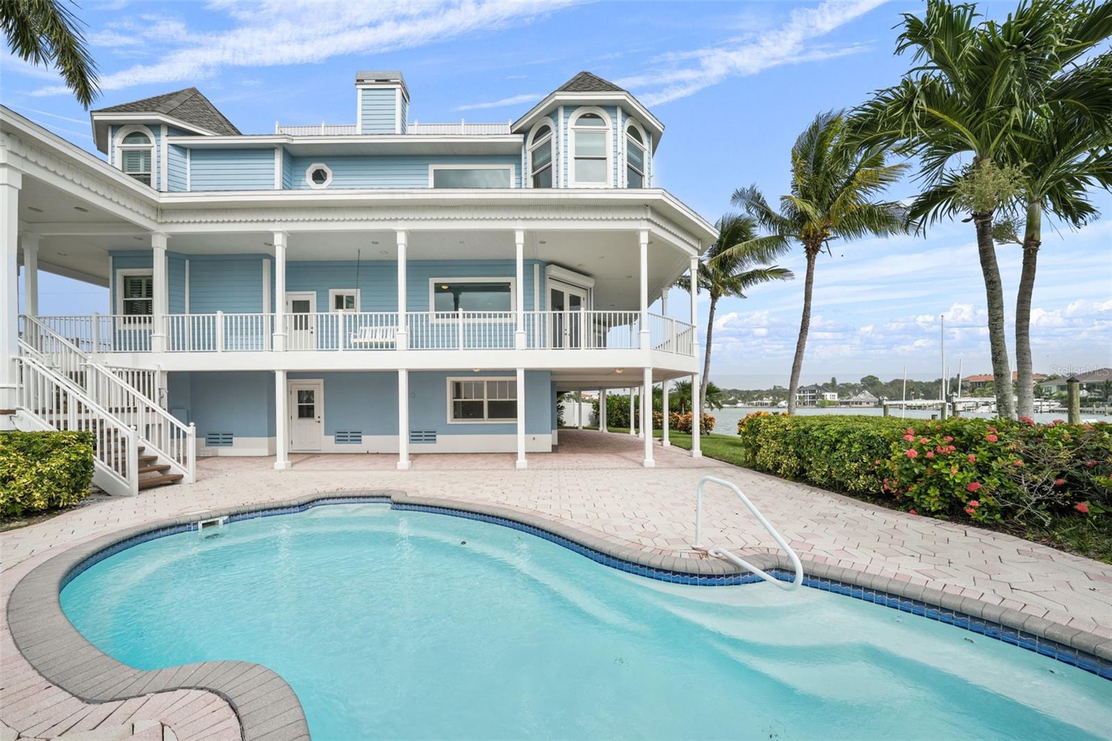 EAGLES NEST POINT - Residential