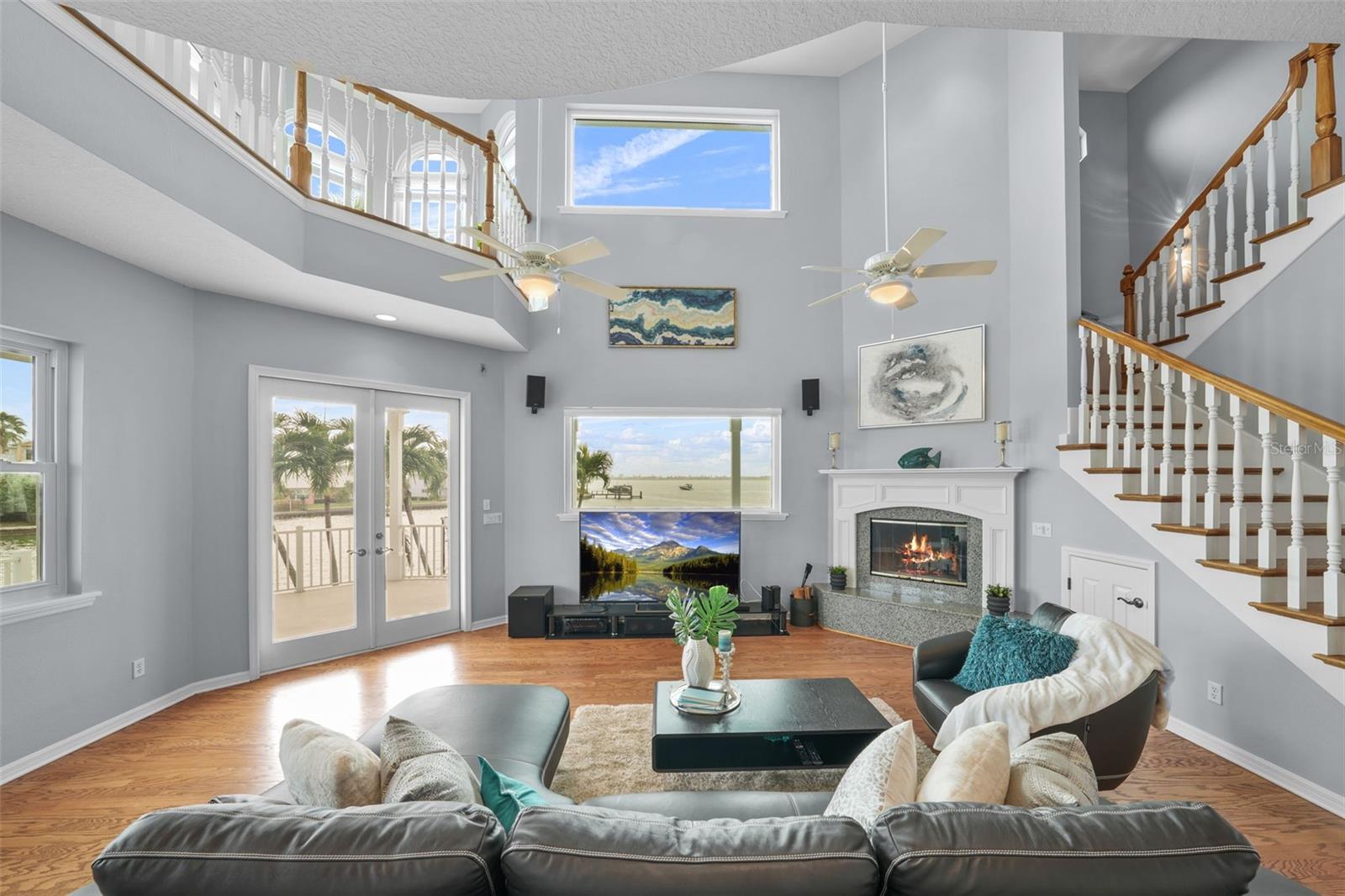 EAGLES NEST POINT - Residential