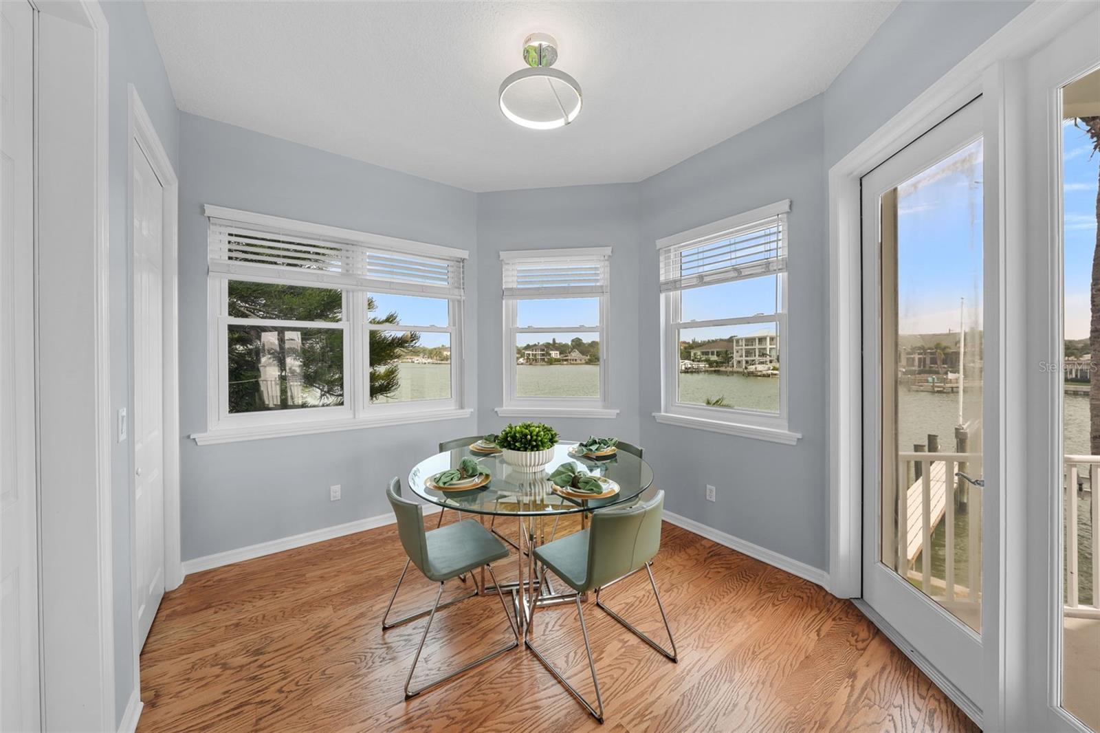 EAGLES NEST POINT - Residential