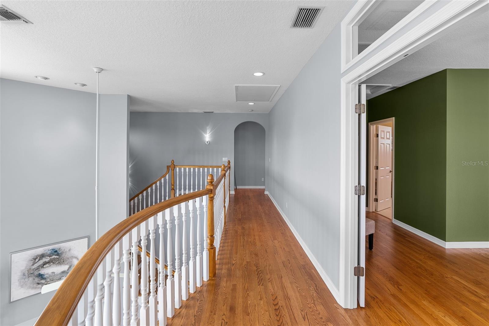 EAGLES NEST POINT - Residential