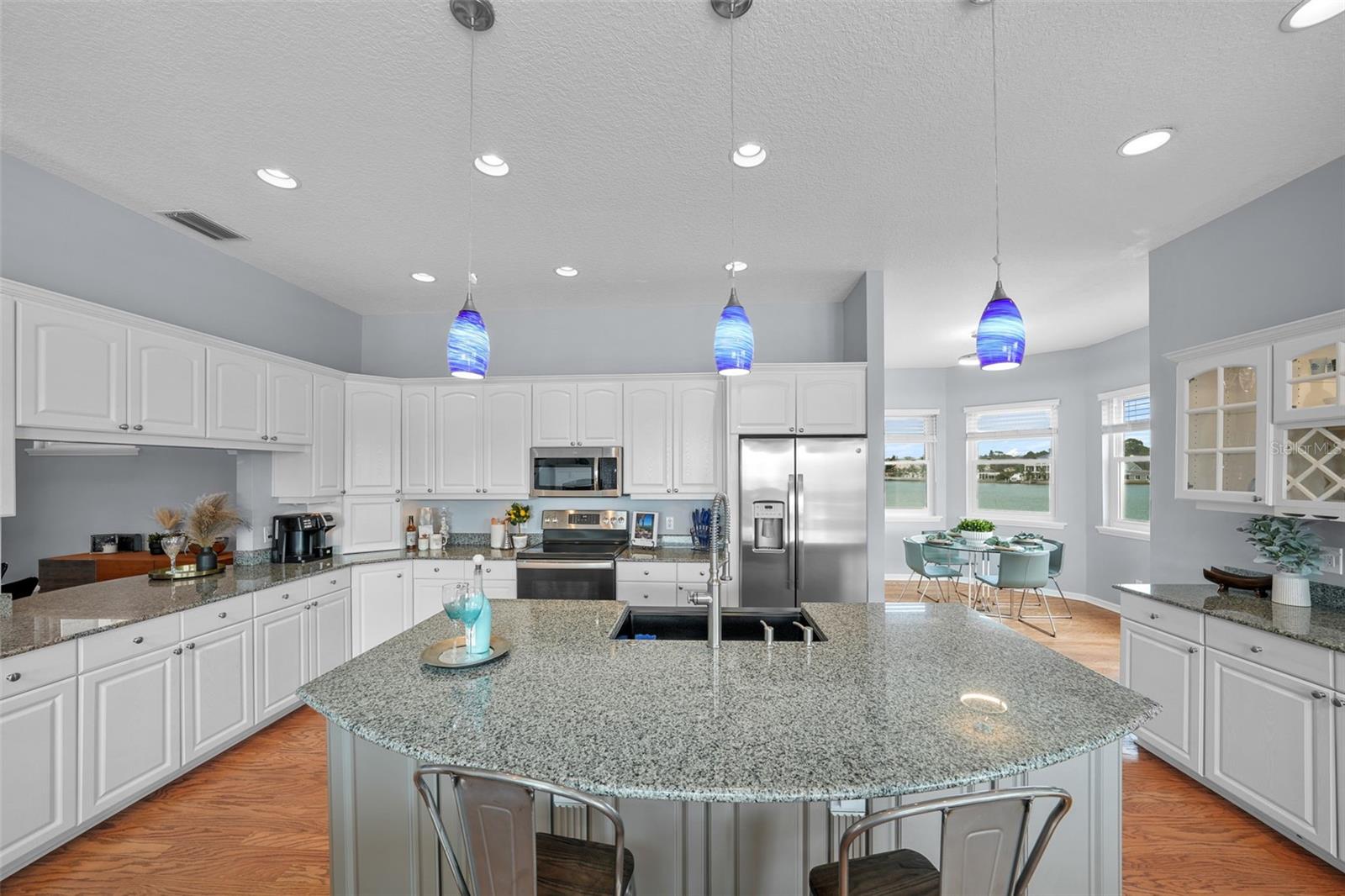 EAGLES NEST POINT - Residential