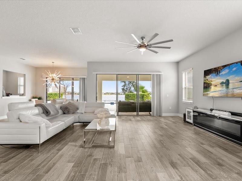 RUBY LAKE - Residential