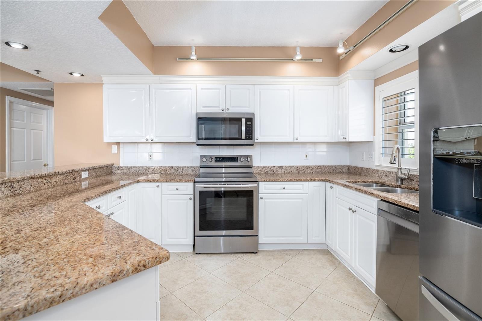 OCEAN WALK CONDO AT NSB BLDG 06 - Residential