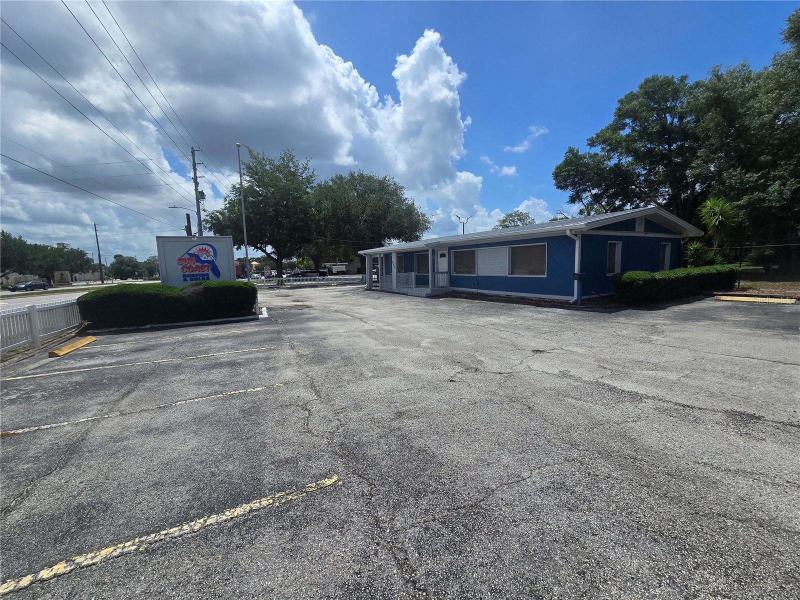 531 DOG TRACK ROAD
