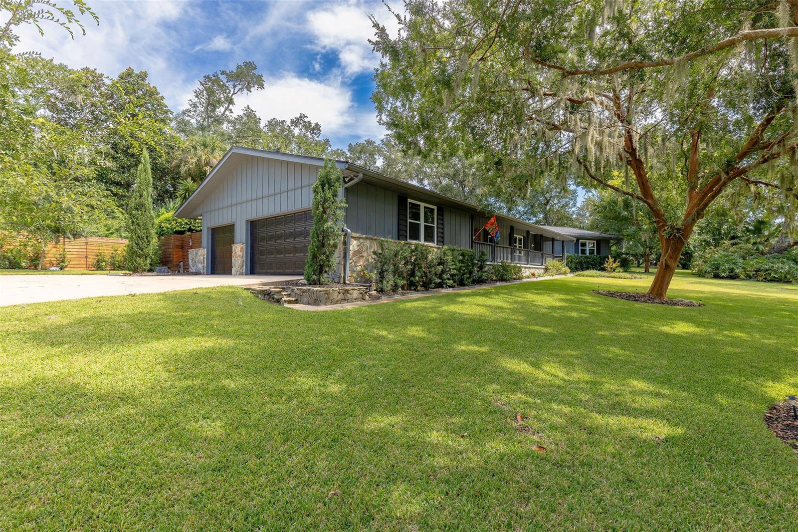 TOMOKA OAKS COUNTRY CLUB ESTATES UNITS - Residential