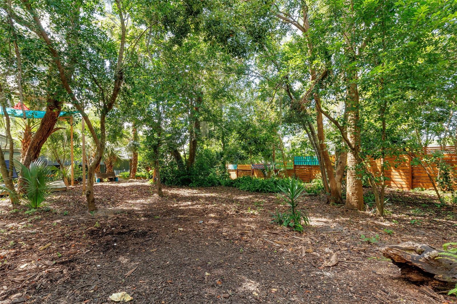 TOMOKA OAKS COUNTRY CLUB ESTATES UNITS - Residential