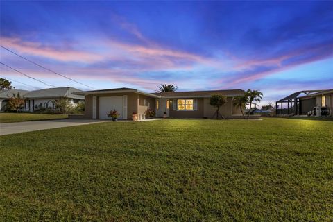 A home in PORT CHARLOTTE