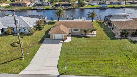 A home in PORT CHARLOTTE