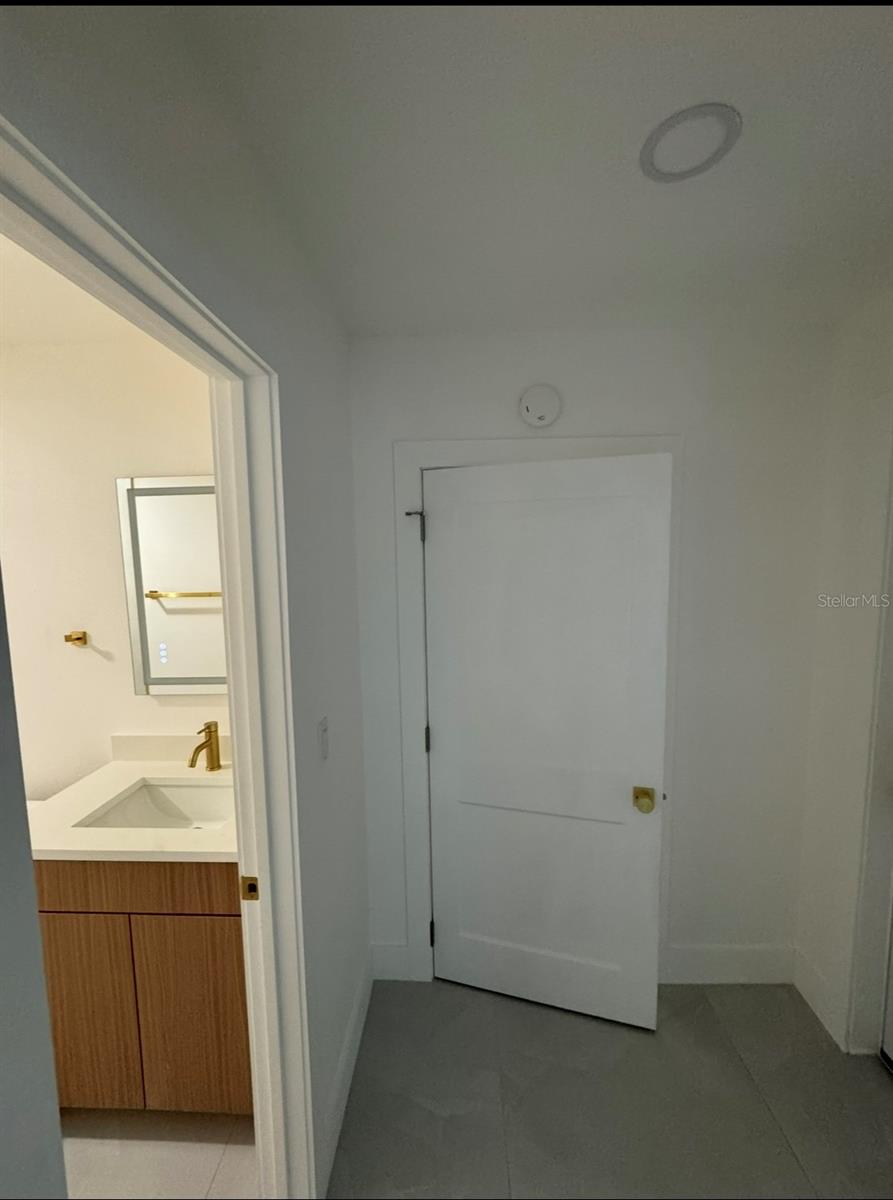 TWIN LAKES ESTATES ADD - Residential