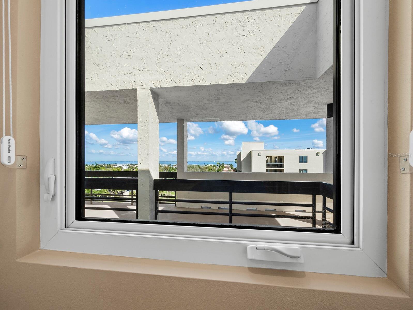 BEACHPLACE I - Residential