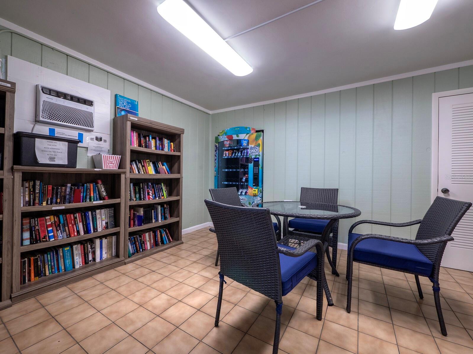 BEACHPLACE I - Residential