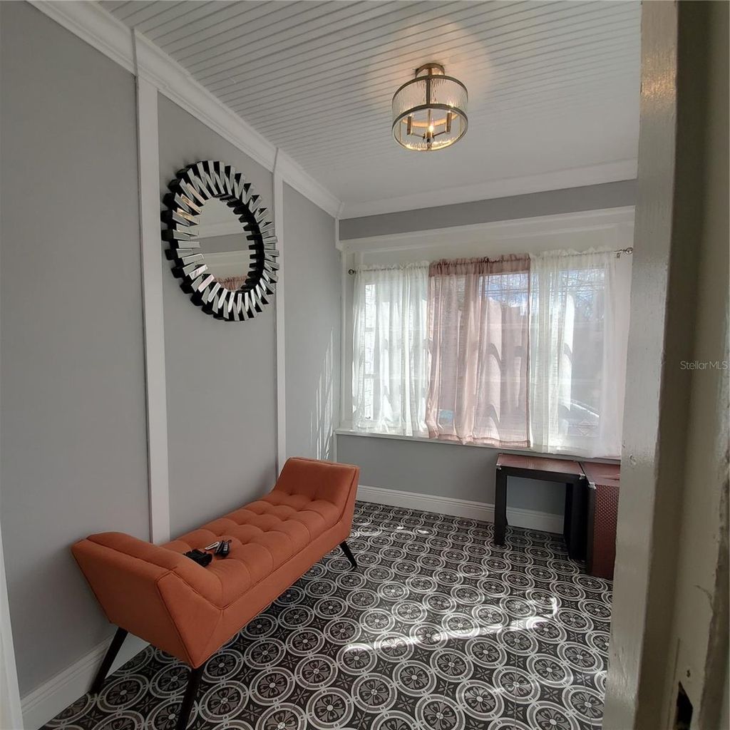 Photo of 421 E Kaley Street, Orlando, FL 32806 (MLS # O6401019)