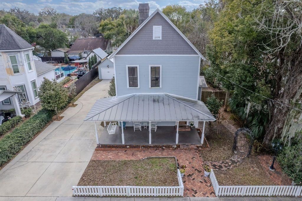 Photo of 720 SE 3rd Street, Ocala, FL 34471 (MLS # O6383433)