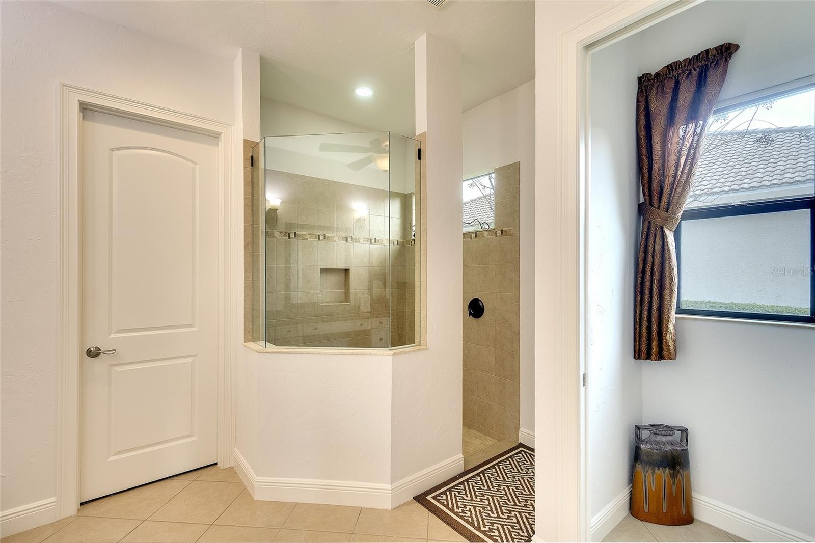 COUNTRY CLUB EAST LAKEWOOD RANCH - Residential