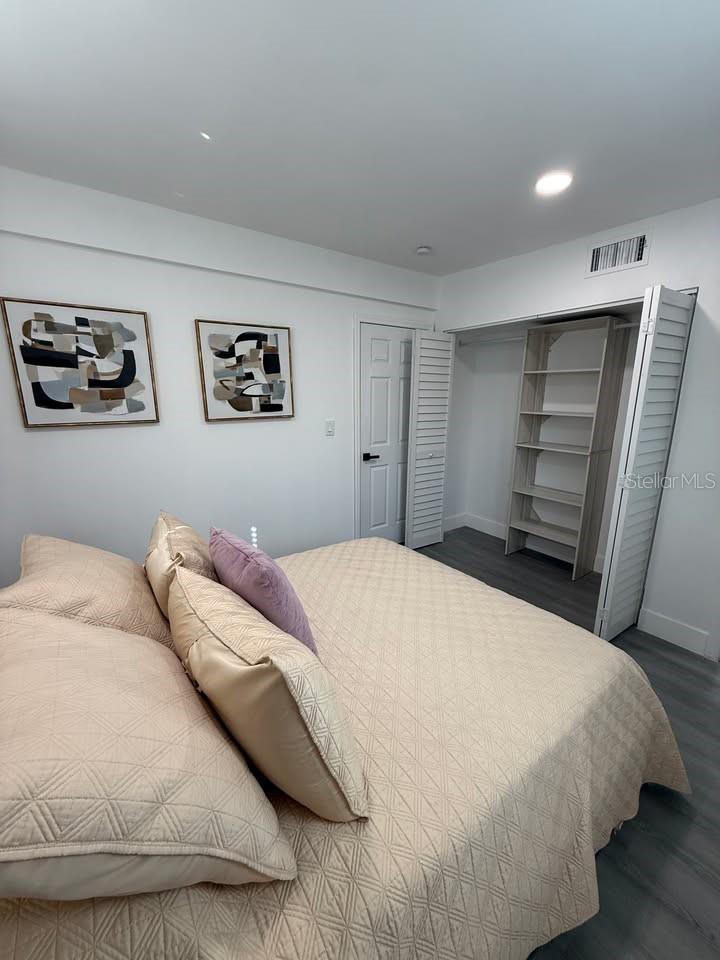 SHORE ACRES OVERLOOK SEC - Residential Lease