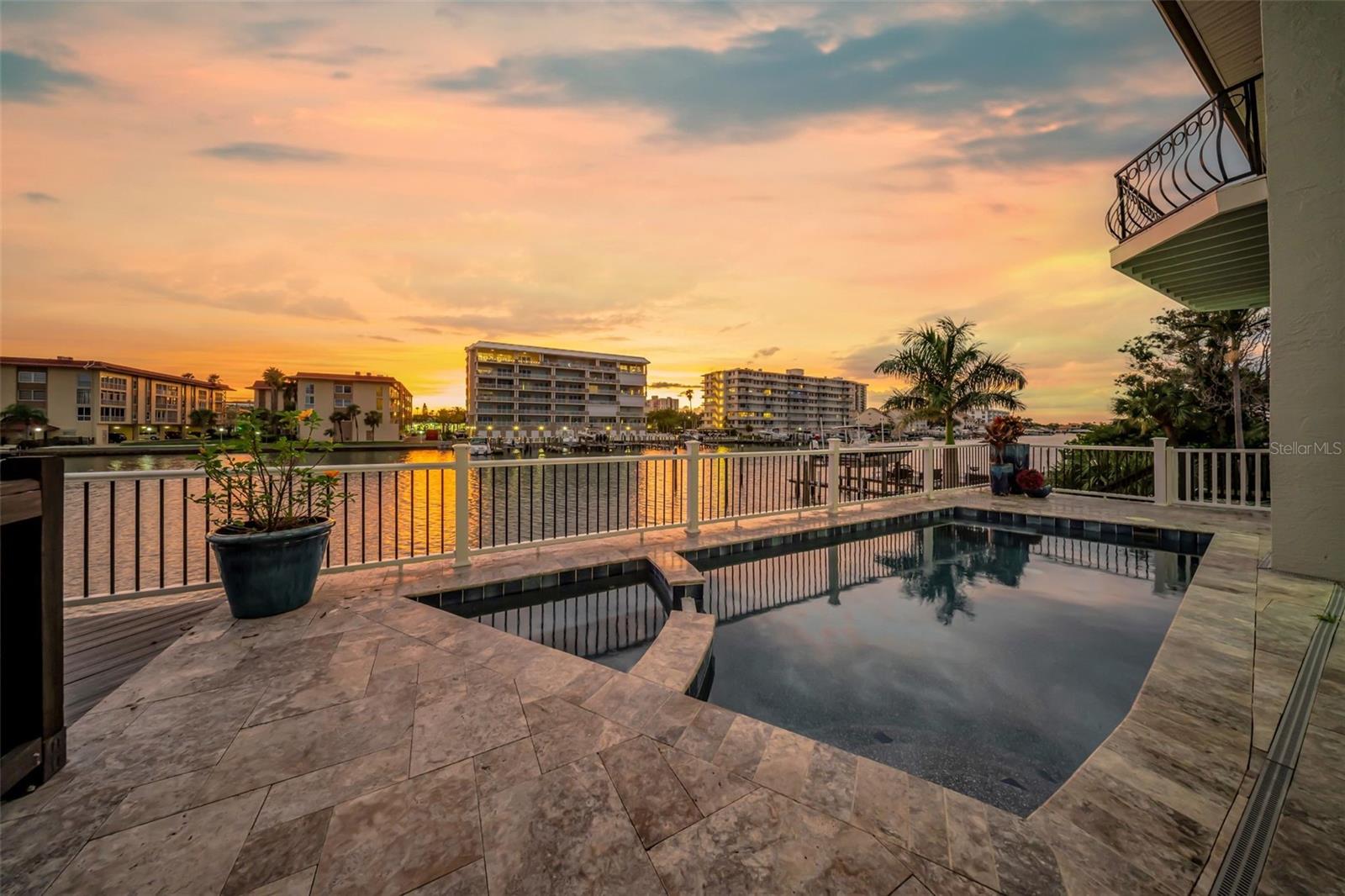ISLAND ESTATES OF CLEARWATER - Residential