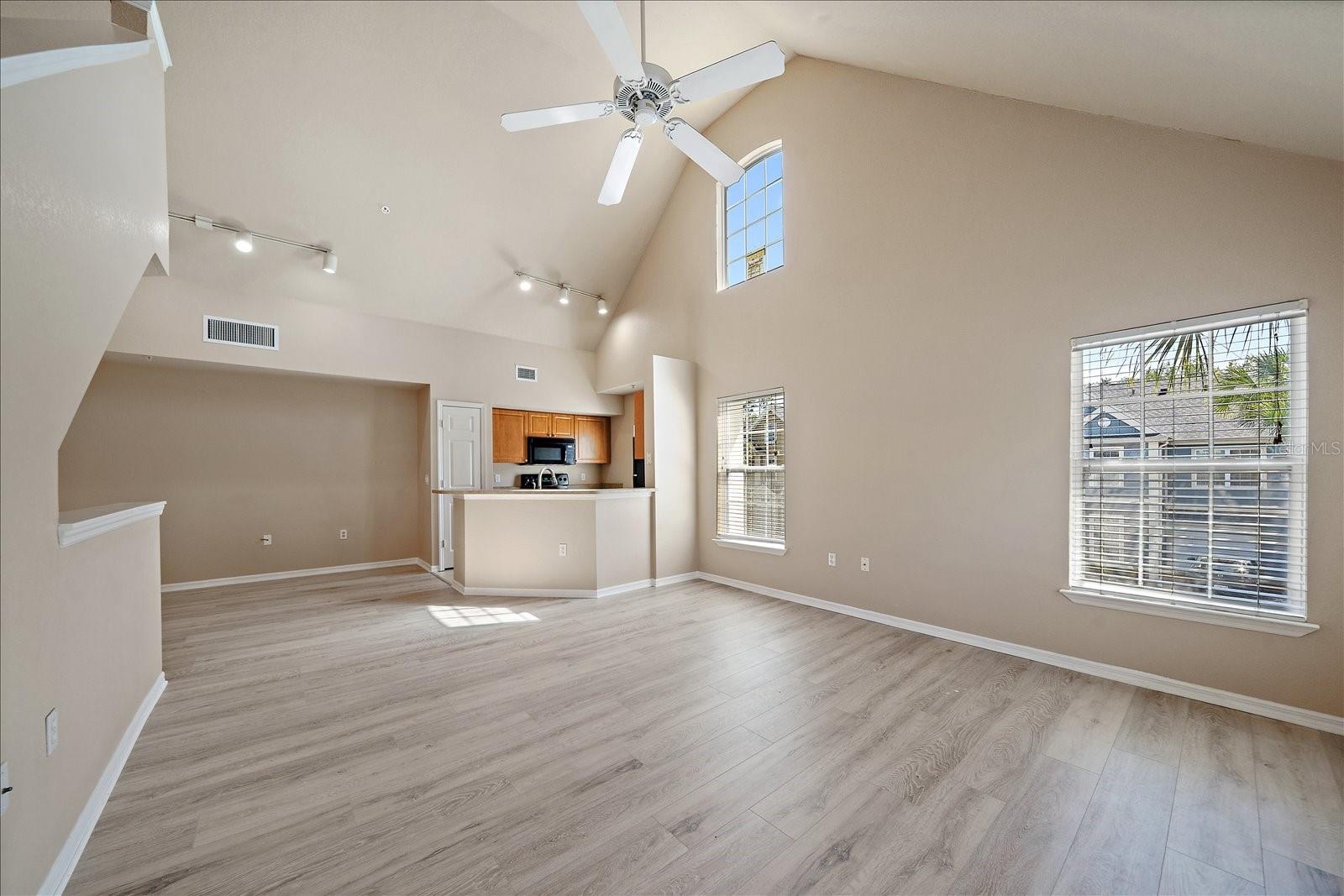 ADMIRALS WALK - Residential