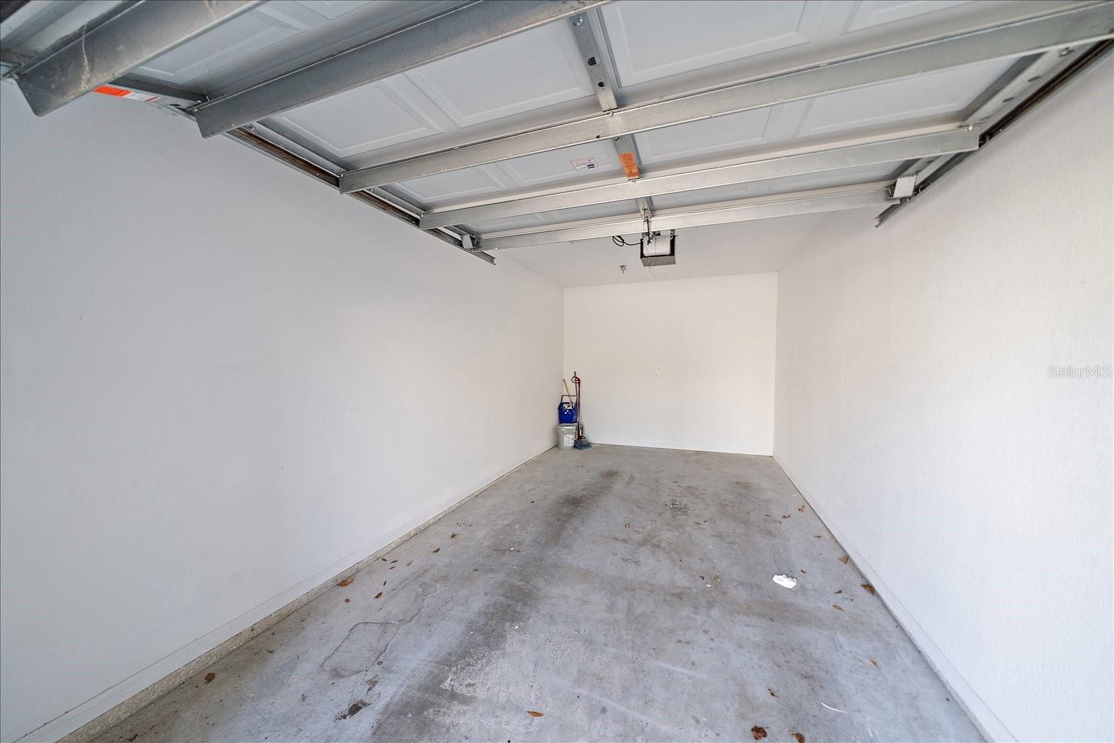 ADMIRALS WALK - Residential