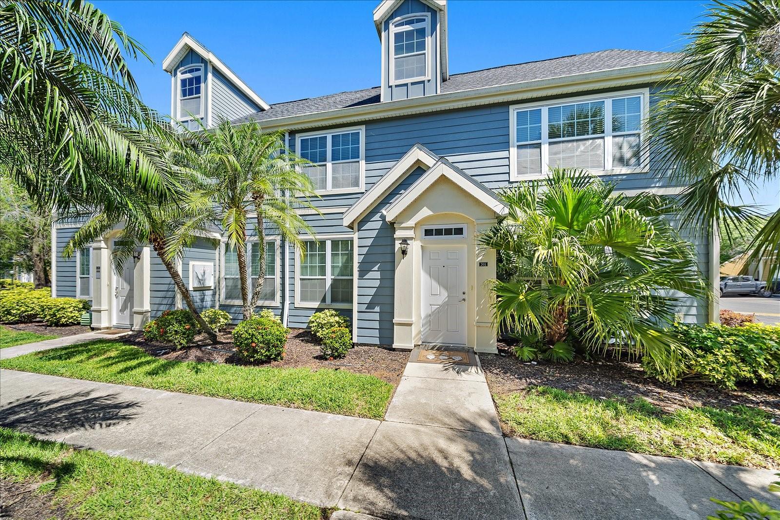 ADMIRALS WALK - Residential